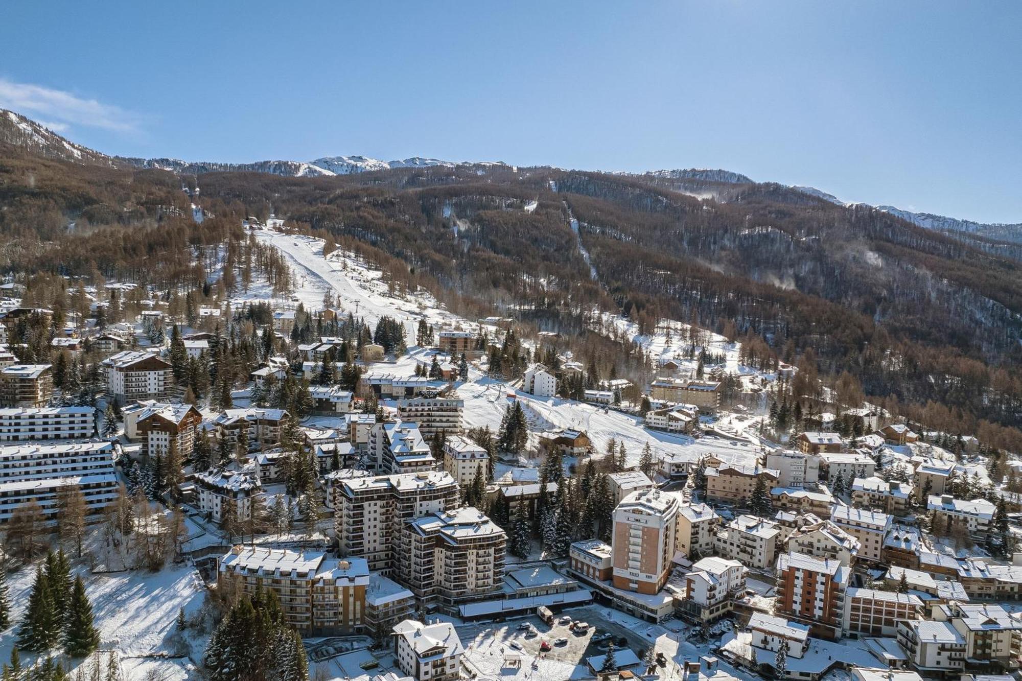 Studio Clotes Ski In - Ski Out - Happy Rentals Sauze D'Oulx Exterior foto